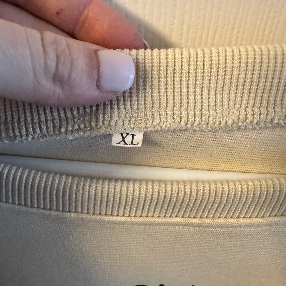 Sweater - Picture 2 of 2